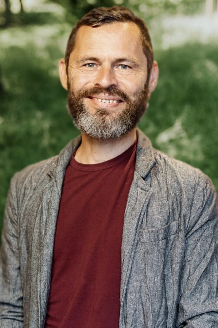 Bertényi Gábor Bertényi Gábor Alapító